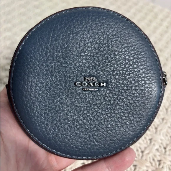 EUC Limited Edition Coach x Peanuts Coin Purse - Picture 2 of 7